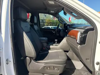 2022 GMC Sierra 1500 Denali Crew Cab