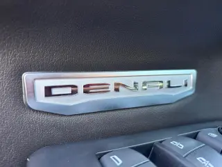2022 GMC Sierra 1500 Denali Crew Cab