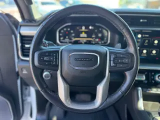 2022 GMC Sierra 1500 Denali Crew Cab