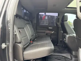 2020 GMC Sierra 2500HD Denali Crew Cab 4WD