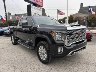 2020 GMC Sierra 2500HD Denali Crew Cab 4WD