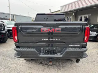 2020 GMC Sierra 2500HD Denali Crew Cab 4WD