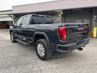 2020 GMC Sierra 2500HD Denali Crew Cab 4WD