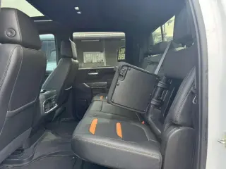 2021 GMC Sierra 2500HD AT4 Crew Cab 4WD