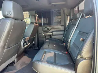 2021 GMC Sierra 2500HD Denali Crew Cab 4WD