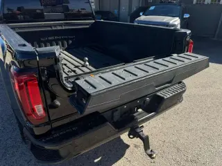 2021 GMC Sierra 2500HD Denali Crew Cab 4WD