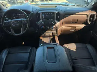 2021 GMC Sierra 2500HD Denali Crew Cab 4WD
