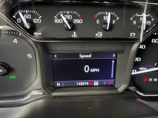 2022 GMC Sierra 2500HD 4WD Crew Cab Standard Bed AT4