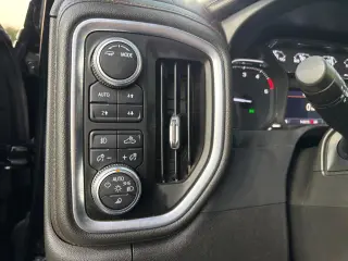 2022 GMC Sierra 2500HD 4WD Crew Cab Standard Bed AT4