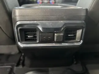2022 GMC Sierra 2500HD 4WD Crew Cab Standard Bed AT4