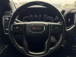 2022 GMC Sierra 2500HD AT4 Crew Cab 4WD