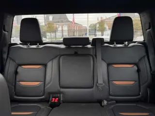 2022 GMC Sierra 2500HD AT4 Crew Cab 4WD