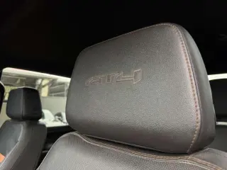 2022 GMC Sierra 2500HD AT4 Crew Cab 4WD