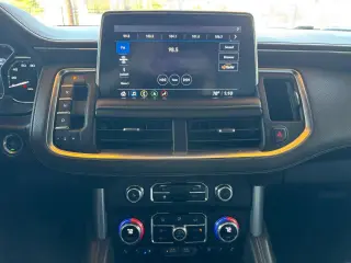 2021 GMC Yukon 2WD SLT