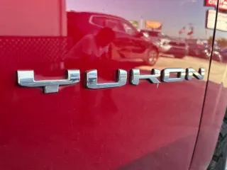 2021 GMC Yukon 2WD SLT