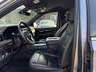 2022 GMC Yukon Denali 2WD
