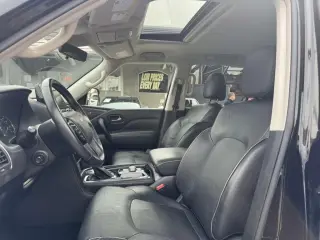 2023 Infiniti QX80 LUXE