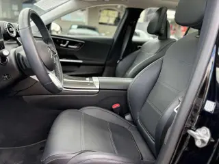 2022 Mercedes-Benz C-Class C300 Sedan