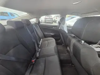 Honda Civic 2017 LX 4dr Sedan CVT