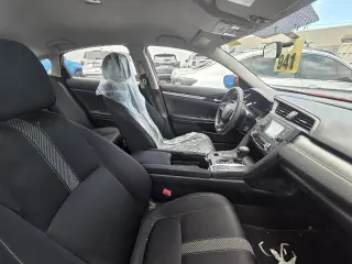 Honda Civic 2017 LX 4dr Sedan CVT