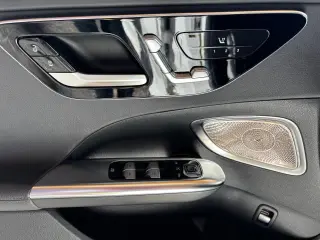 2022 Mercedes-Benz C300 SEDAN