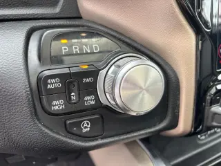 2021 RAM 1500 Laramie Crew Cab 4WD