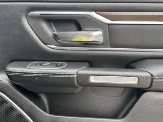 2021 RAM 1500 Laramie Crew Cab 4WD