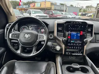2021 RAM 1500 Laramie Crew Cab 4WD