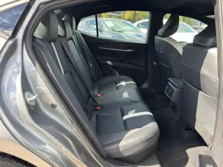 2025 Toyota Camry SE |
