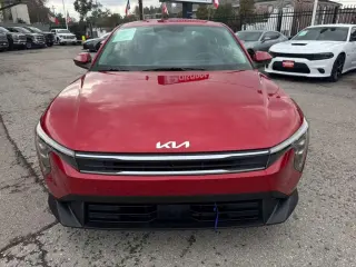 2025 Kia K4 LX