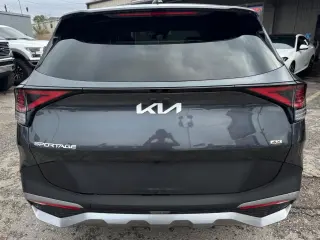 2024 Kia Sportage LX AWD