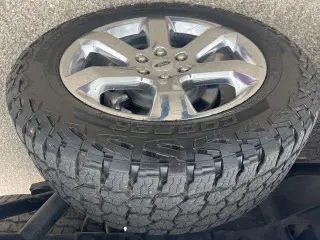 Ford F-150 2021 4x4 XL 4dr SuperCrew 5.5 ft. SB