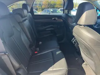 2024 Kia Sorento S 2WD