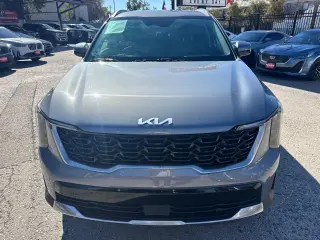 2024 Kia Sorento S 2WD