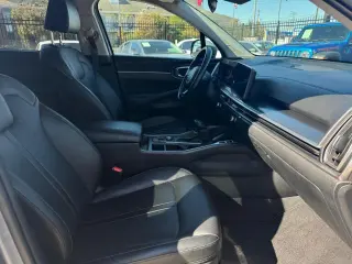 2024 Kia Sorento S 2WD