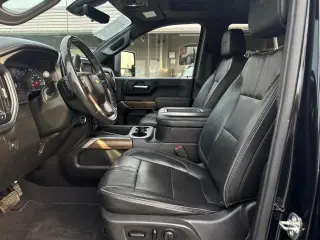 2020 Chevrolet Silverado 2500HD High Country Crew Cab Long Box 4WD