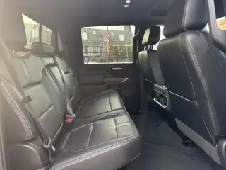 2020 Chevrolet Silverado 2500HD High Country Crew Cab Long Box 4WD