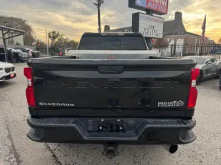 2020 Chevrolet Silverado 2500HD High Country Crew Cab Long Box 4WD