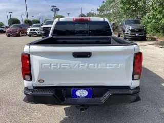 Chevrolet Colorado 2025 4x2 Work Truck 4dr Crew Cab 5 ft. SB