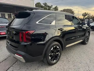 2024 Kia Sorento S 2WD
