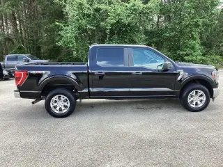 Ford F-150 2023 4x4 XLT 4dr SuperCrew 5.5 ft. SB