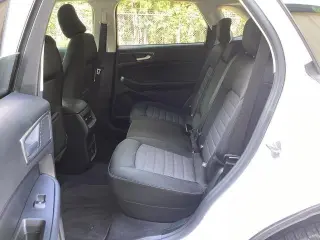 Ford Edge 2021 SE 4dr Crossover