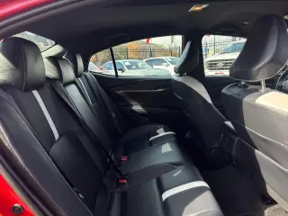 2025 Toyota Camry Hybrid SE