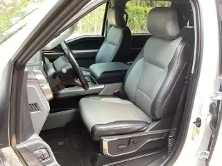 Ford F-150 2023 4x4 Lariat 4dr SuperCrew 5.5 ft. SB