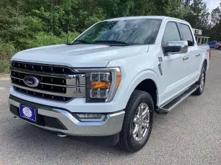 Ford F-150 2023 4x4 Lariat 4dr SuperCrew 5.5 ft. SB