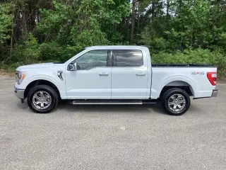 Ford F-150 2023 4x4 Lariat 4dr SuperCrew 5.5 ft. SB