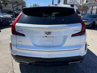 2024 Cadillac XT4 Premium Luxury AWD