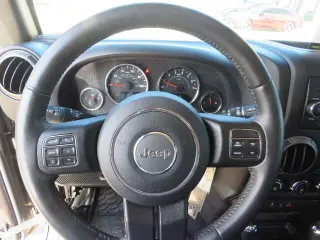 Jeep Wrangler JK Unlimited 2018 4x4 Sport 4dr SUV