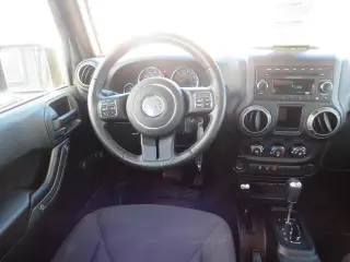 Jeep Wrangler JK Unlimited 2018 4x4 Sport 4dr SUV