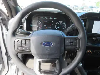 Ford F-150 2022 4x2 XL 4dr SuperCrew 5.5 ft. SB